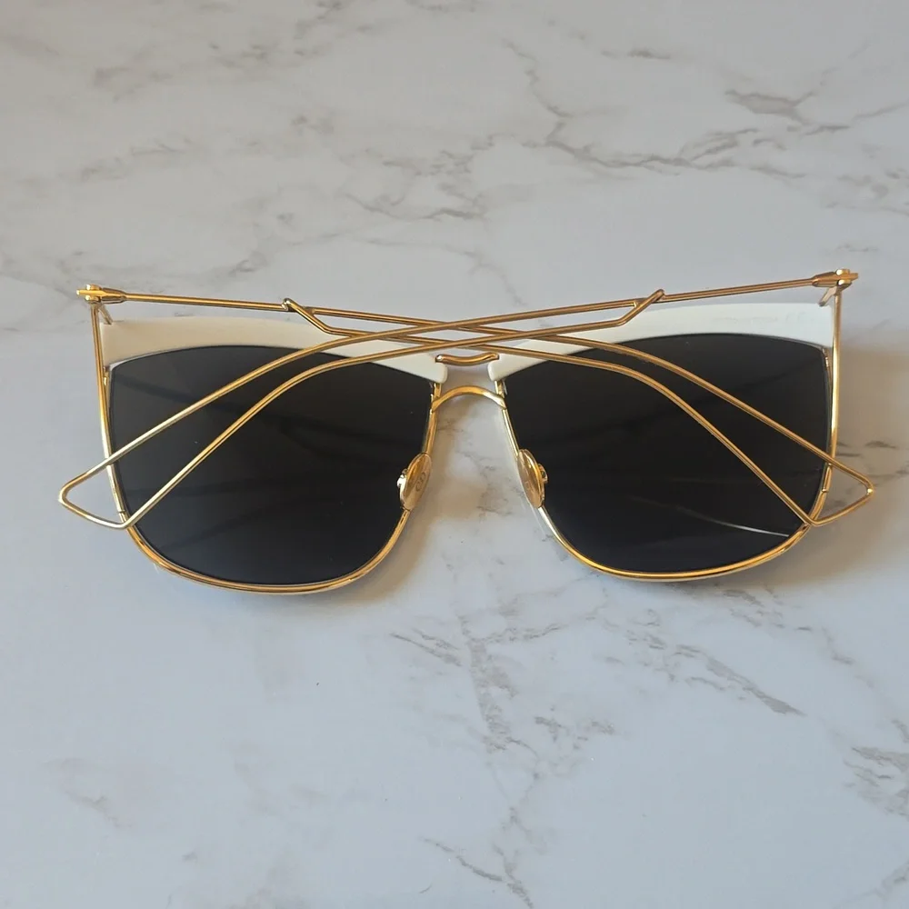 Dior authentic sunglasses